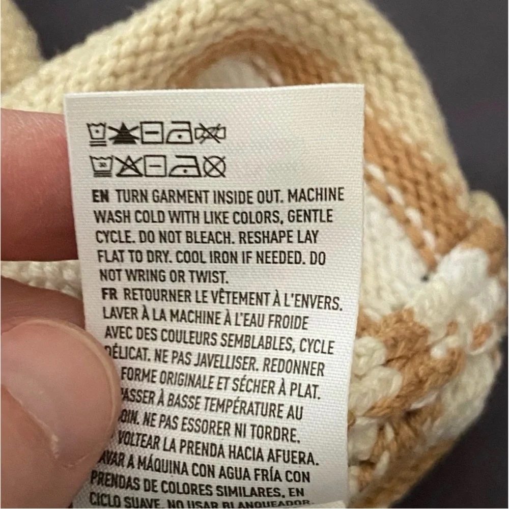 American Eagle Knit Crochet Tube Top – Boho Chevron Strapless
Size: M - Picture 3 of 3